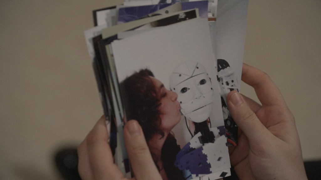 Can you fall in love with a robot? 