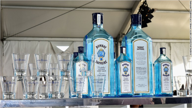 bombay sapphire gin alcohol bottle logo