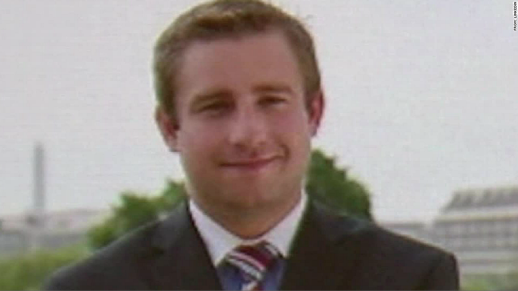 July 2016: DNC staffer Seth Rich fatally shot