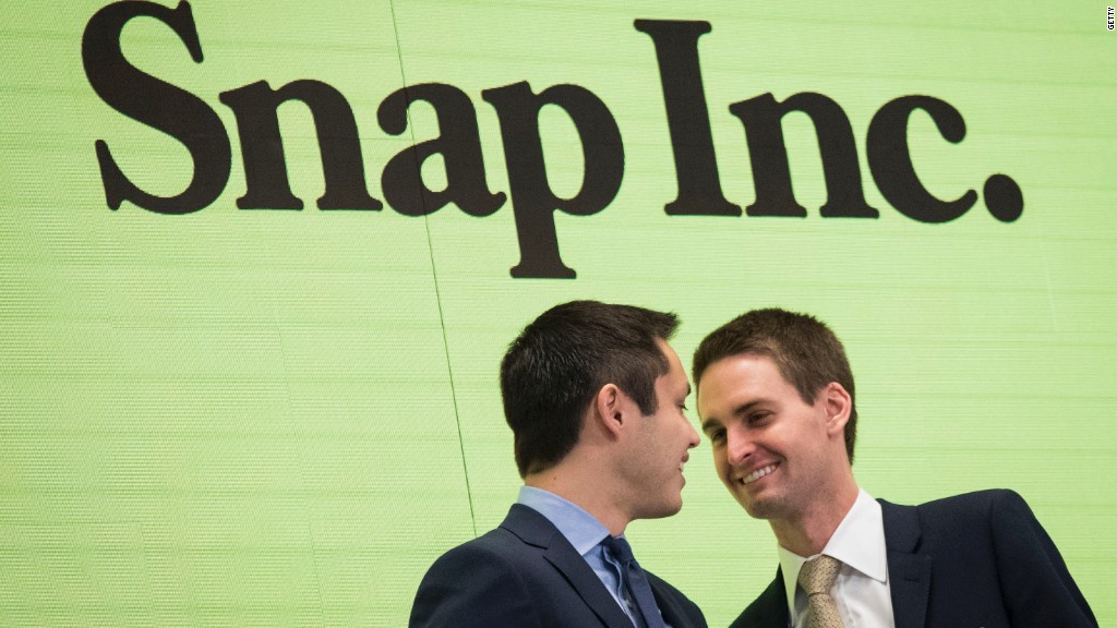 Tencent buys 10% stake in Snap