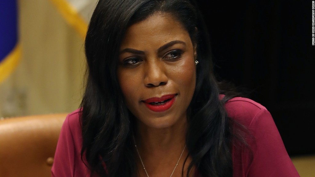 Omarosa's new book is 'Unhinged'