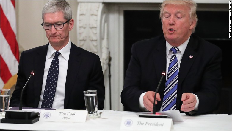 tim cook donald trump