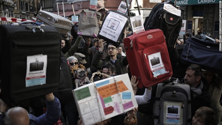 Venice protest tourism