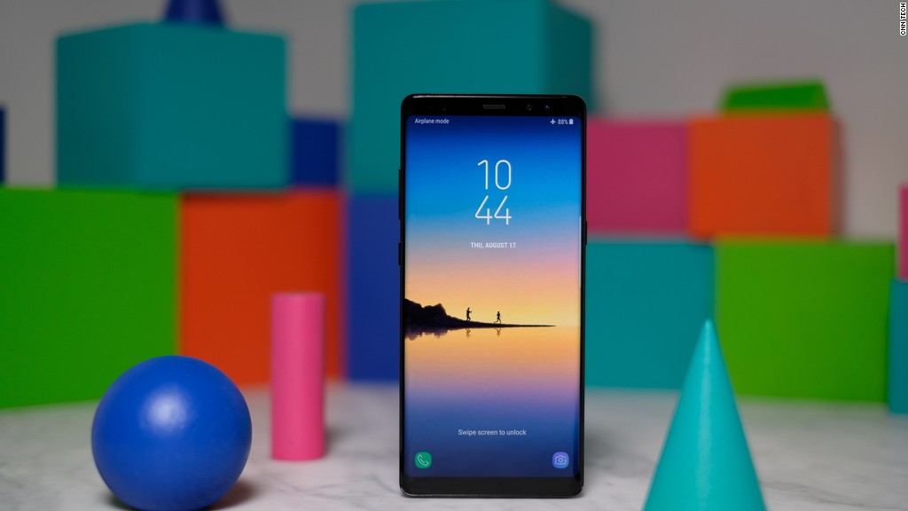 Samsung unveils the hopefully non-combustible Galaxy Note 8