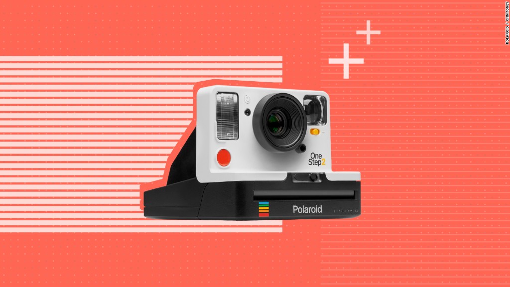 Polaroid returns to instant film