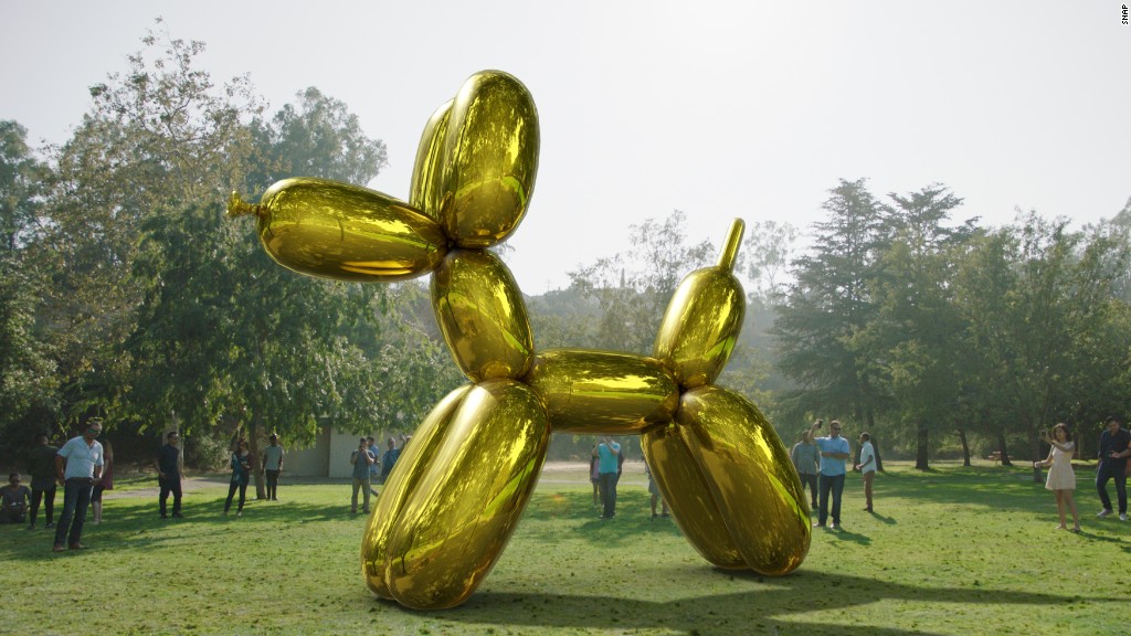 Koons sculptures can make cameos in your snaps