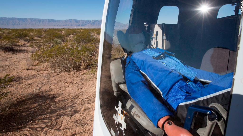Jeff Bezos’s Blue Origin rocket company beats out spaceflight veteran for engine contract