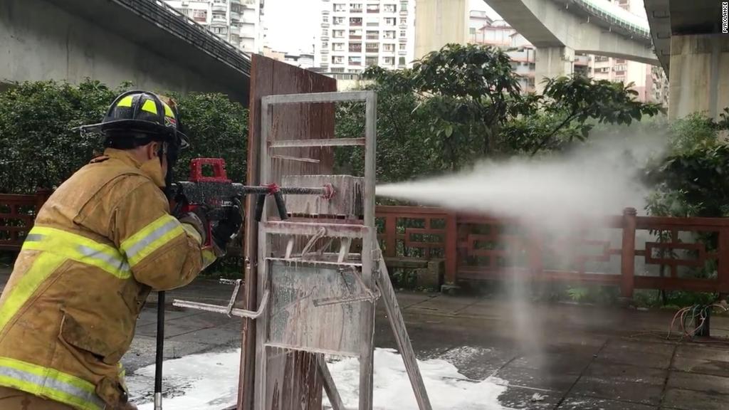 This water gun can pierce concrete