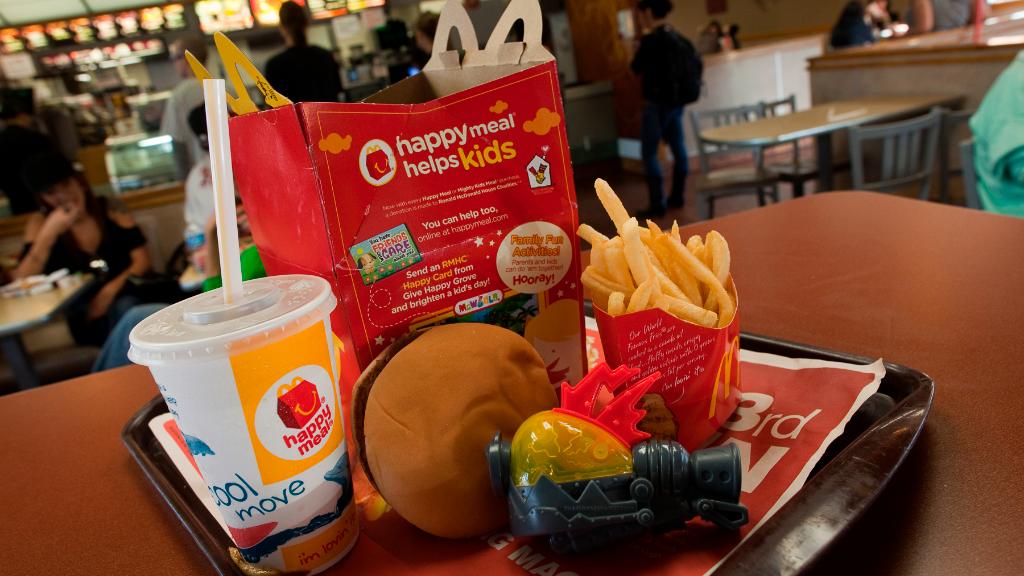 McDonald's to reduce calories in Happy Meals