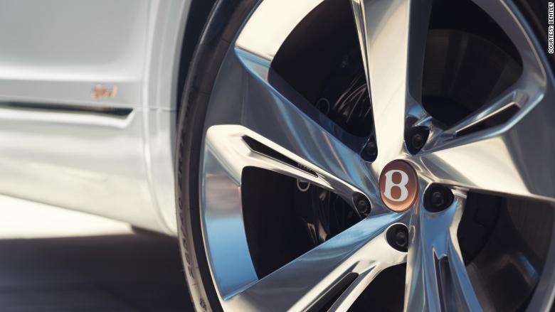 bentley bentayga hybrid wheel center