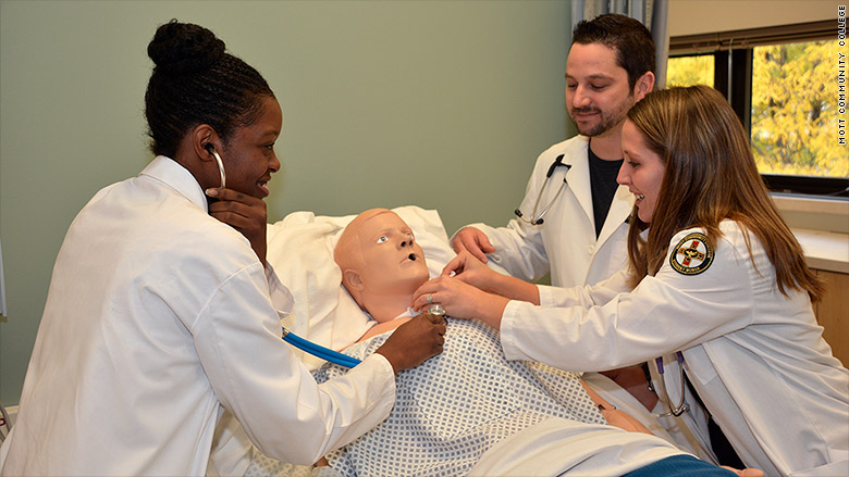 mott community college nurses 2