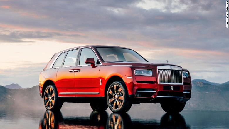 180508164951-rolls-royce-cullinan-front-