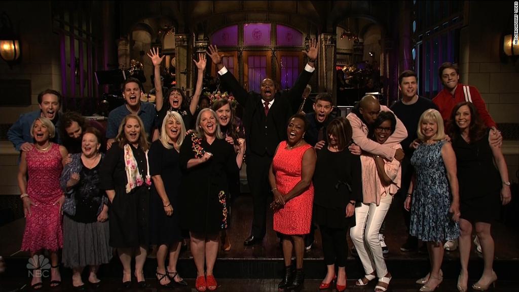 Moms of 'SNL' critique show's Trump jokes