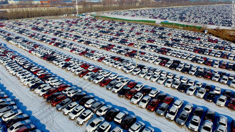 China slashes tariffs on imported cars