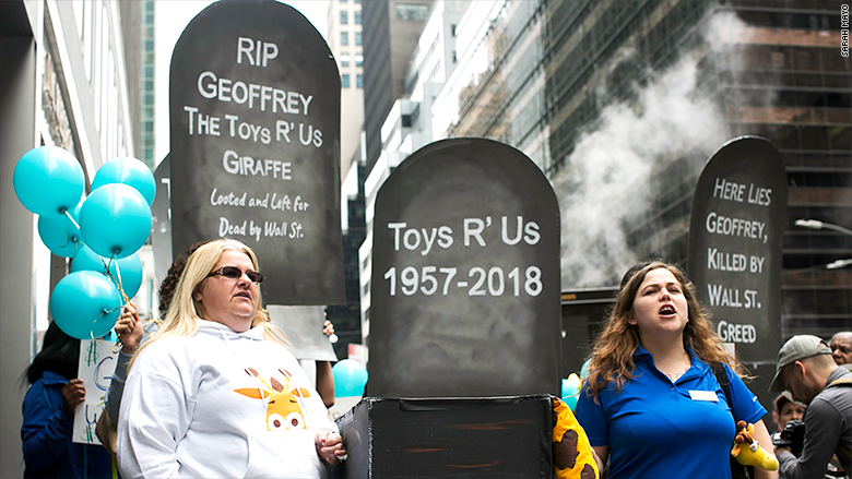 toys r us severence protest instory