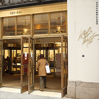The Top 10 Secrets of Lord & Taylor on 5th Avenue in NYC