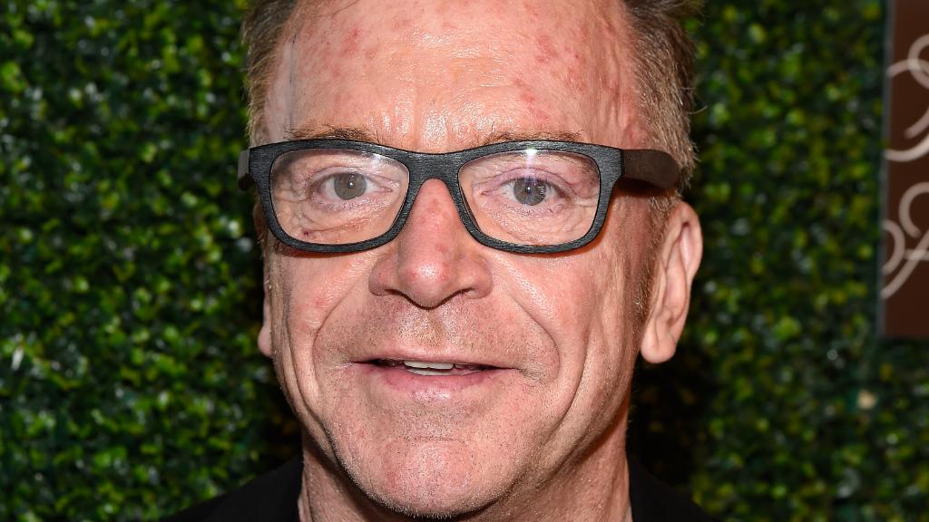 Tom Arnold, ahead of upcoming show on Viceland, says he has tapes of Trump