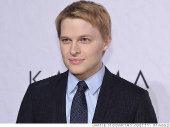 ronan farrow