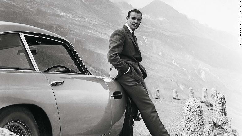 Aston Martin is recreating James Bond's DB5 from 'Goldfinger' - with gadgets