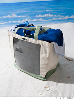Reware's Solar Beach Bag 