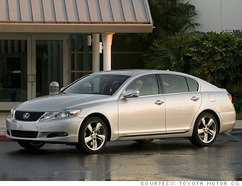 Mid-size premium: Lexus GS