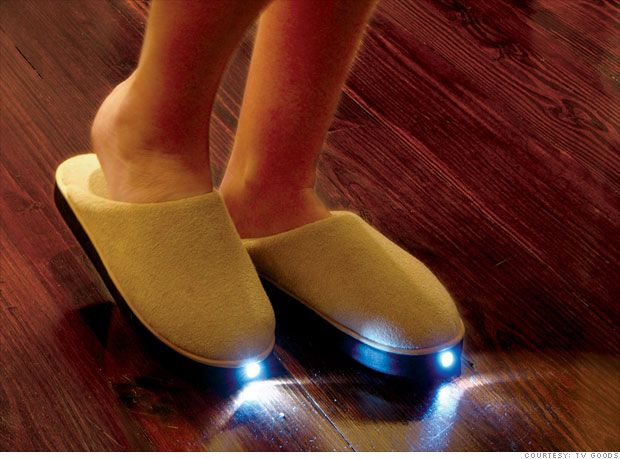 Slippers with flashlights